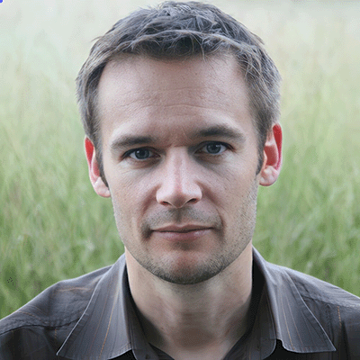 mark landry headshot
